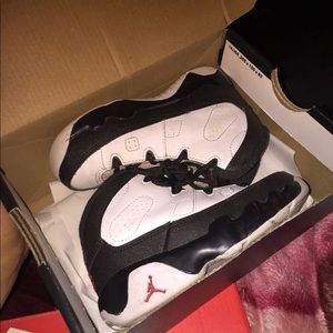 Jordan retro 9s